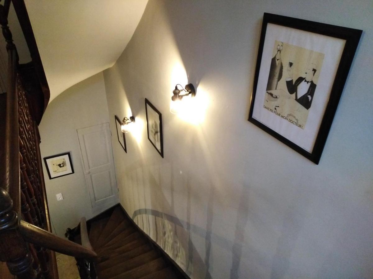 Planches Et Plonk Acomodação com café da manhã Belvès Exterior foto