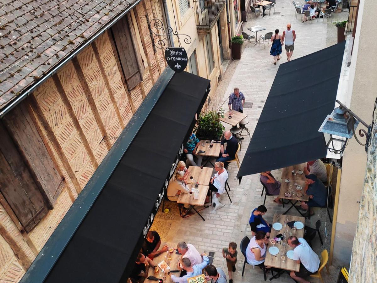 Planches Et Plonk Acomodação com café da manhã Belvès Exterior foto